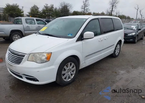 2014 Chrysler Town & Country Touring z USA, uszkodzony, nr VIN 2C4RC1BG2ER396735